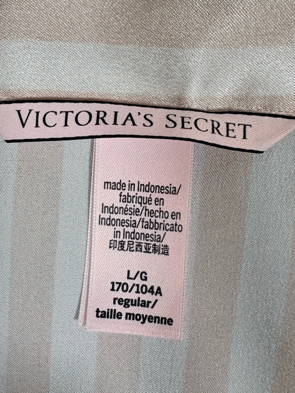 Victoria’s Secret Satin Pajama Set Pink Stripe Button Up & Pants Size Large Cozy - Picture 8 of 10